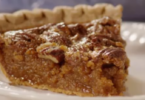 buzzsitemr-pecan-pie-cobbler.