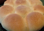 buzzsitemr-HOME-OLD-FASHIONED-SOFT-AND-BUTTERY-YEAST-ROLLS.