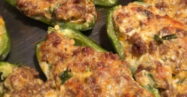 bueesitemr-Chicken-Stuffed-Jalapenos.