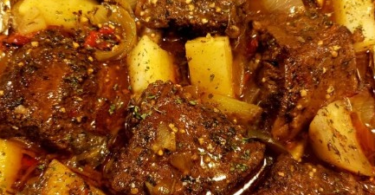 bueesitemr-Braised-Red-Wine-Short-Ribs.