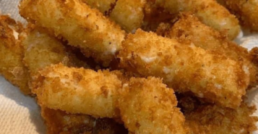 buzzsitemr-Homemade-Fried-Mozzarella-Sticks.