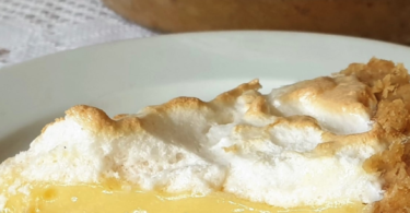 buzzsitemr-LEMON-MERINGUE-PIE-RECIPE.